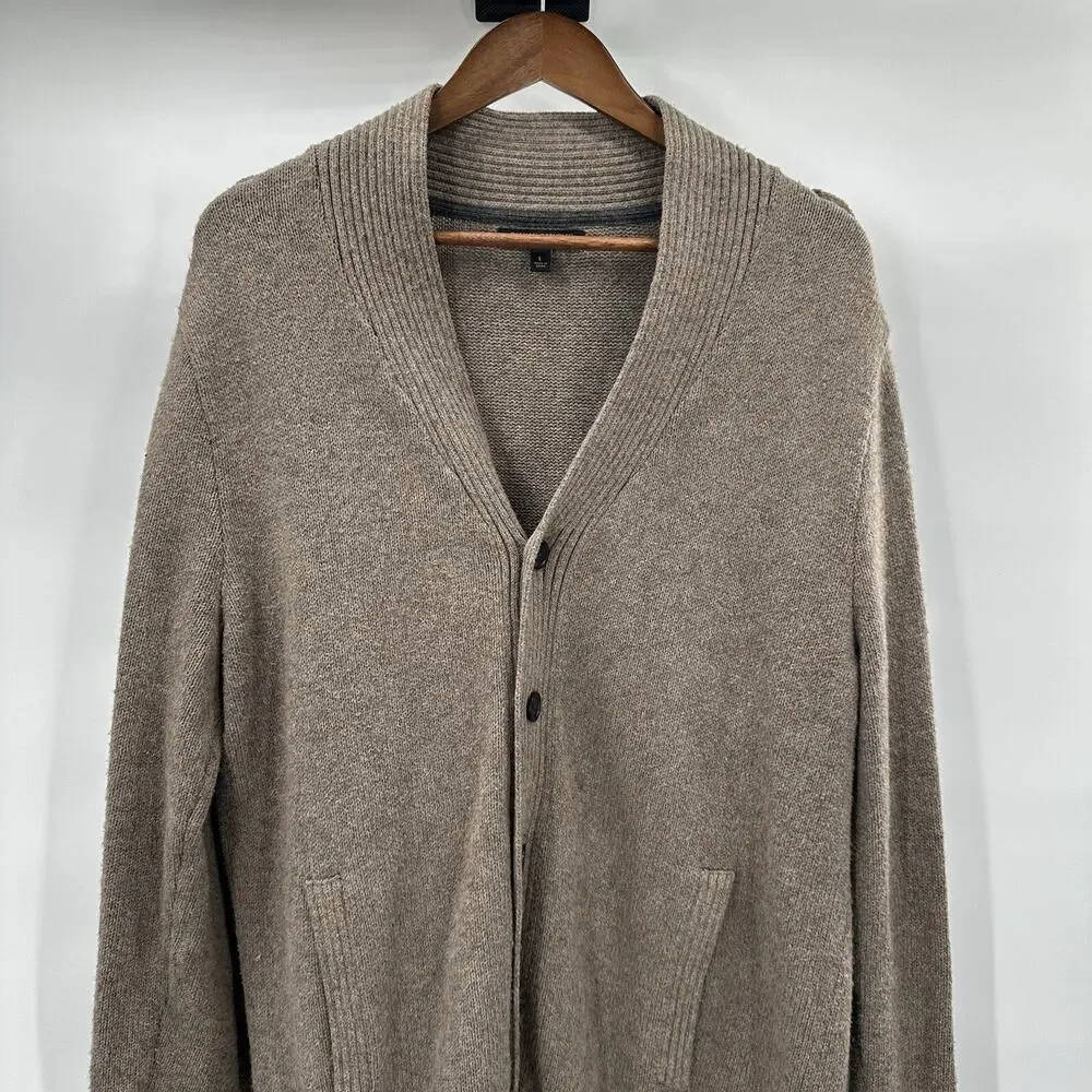 Banana‎ Republic Cardigan Sweater Mens Large Tan Epaulet Timeless Pockets